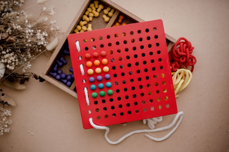 QToys - Froebel Peg and Lacing Board