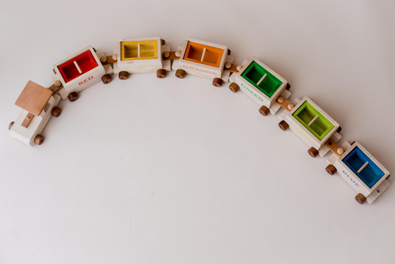 QToys - Wooden Sorting Train