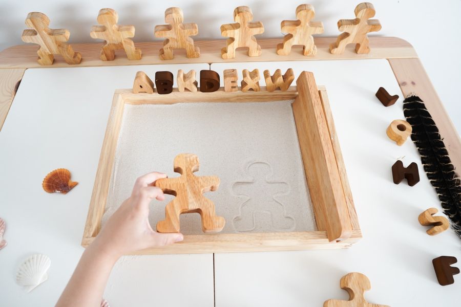 QToys - Montessori Sand Tray