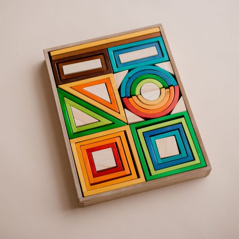 Qtoys - Rainbow Building Nesting Blocks