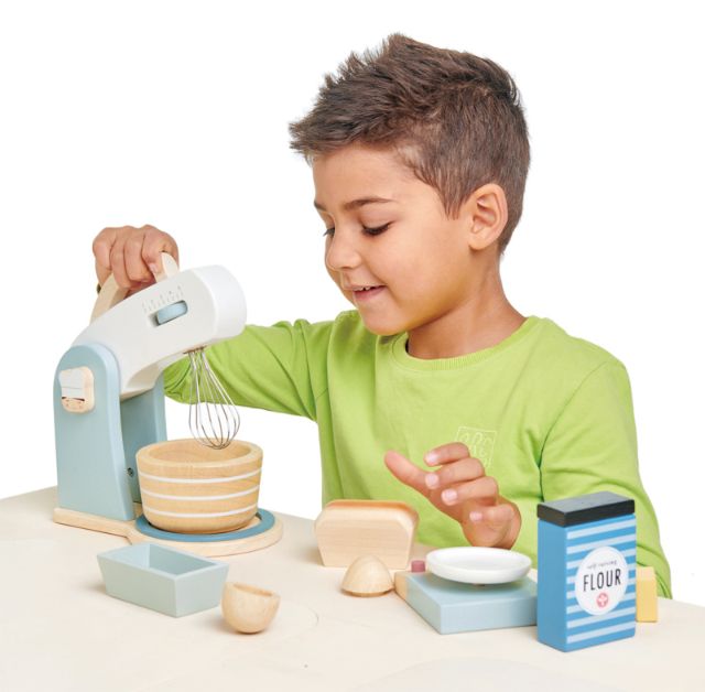 Tender Leaf - Wooden Baking Set